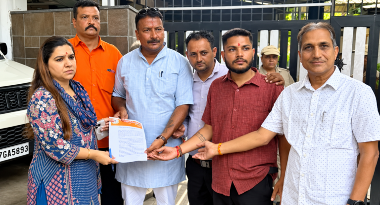 देहरादून में अवैध बस्तियों और अतिक्रमण पर भड़के हिंदू संगठन, बांग्लादेशी व रोहिंग्या लोगों की पहचान कर कार्रवाई की मांग