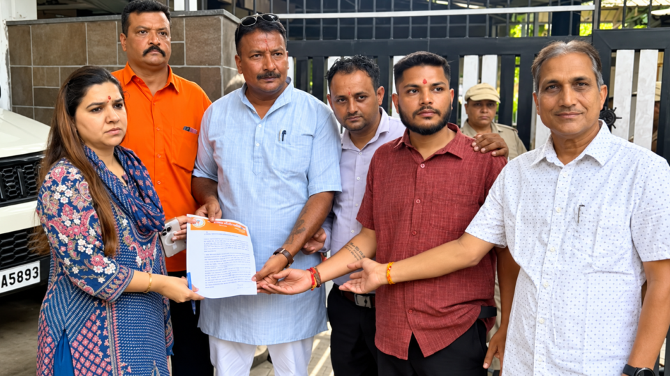 देहरादून में अवैध बस्तियों और अतिक्रमण पर भड़के हिंदू संगठन, बांग्लादेशी व रोहिंग्या लोगों की पहचान कर कार्रवाई की मांग