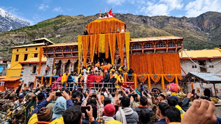उत्तराखंड में 16 नवंबर को बंद होंगे बदरीनाथ धाम के कपाट, 12 नवंबर से शुरू होंगी पंच पूजाएं